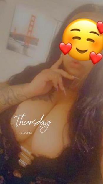 Kattie, 27  female escort, Lowell