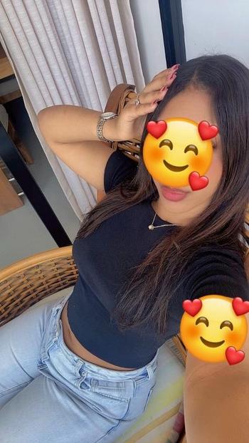 Yanet , 25  female escort, Lowell