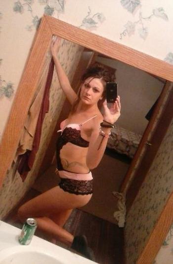 2078525526, female escort, Lowell