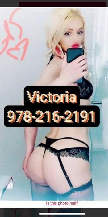9782162191, female escort, Lowell